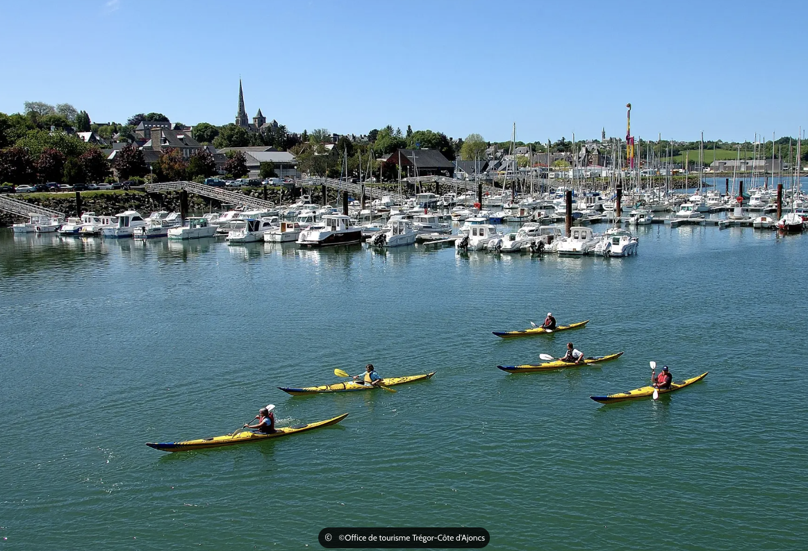 PROMENADE KAYAK