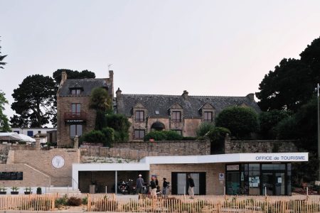 https://www.architecturebretagne.fr/wp-content/uploads/2026/04/IAM2_Magnum-Architectes-et-Urbanistes-Patrick-Miara-scaled.jpg